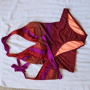 Athleta 3 Piece Swimset (Bikini top and bottom & tankini) Size Small